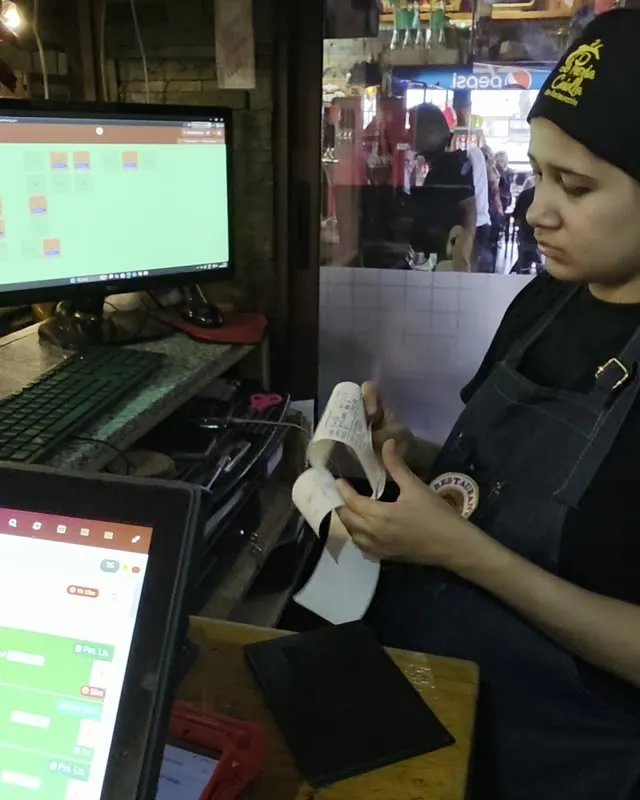 Ticket y pago en caja